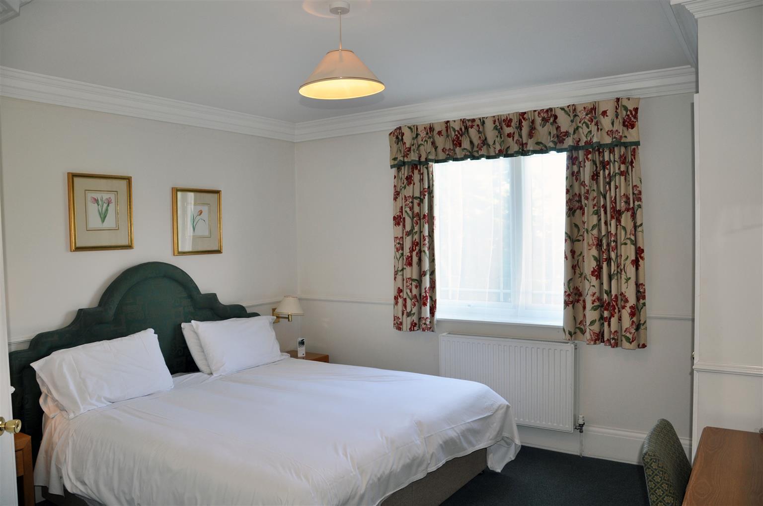 Montague Hotel Борнмут Экстерьер фото